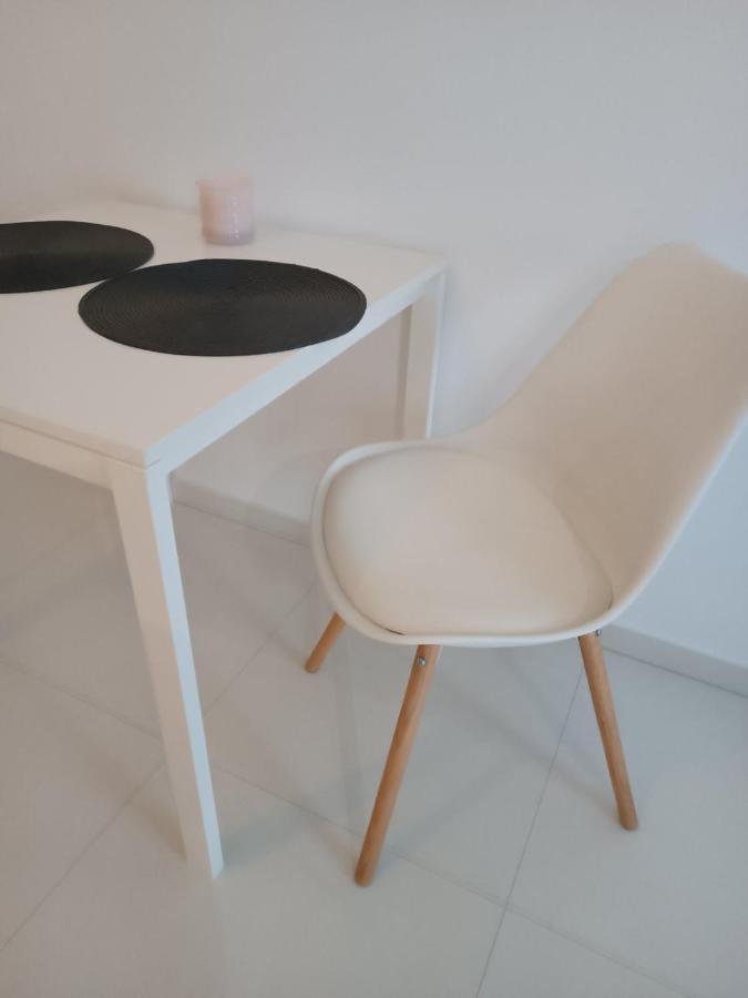 Apartamenty Wiktoryn 6A Warsawa Bagian luar foto
